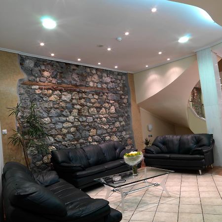 Alex Hotel Tripoli Buitenkant foto