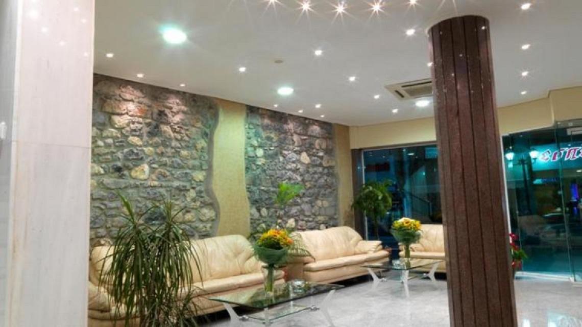 Alex Hotel Tripoli Buitenkant foto