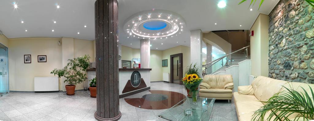 Alex Hotel Tripoli Buitenkant foto