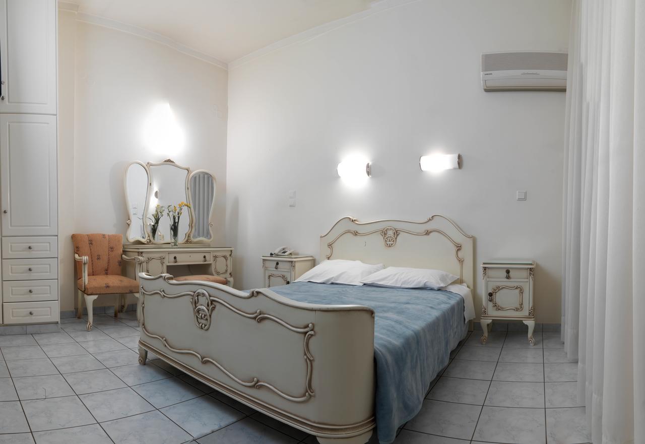 Alex Hotel Tripoli Buitenkant foto