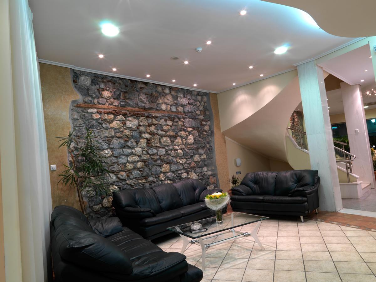 Alex Hotel Tripoli Buitenkant foto