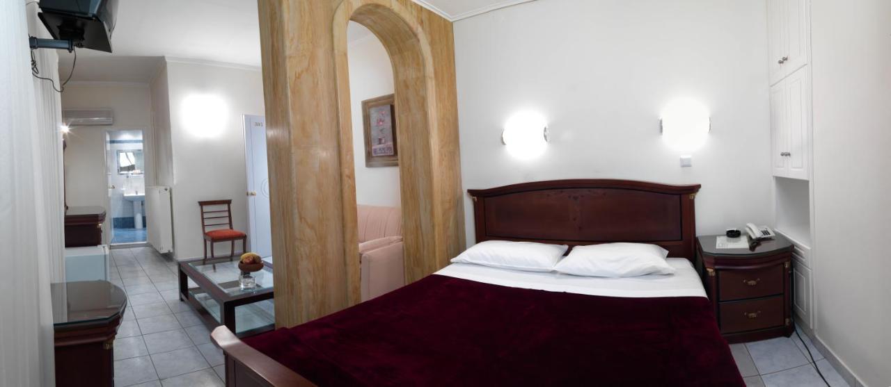 Alex Hotel Tripoli Buitenkant foto